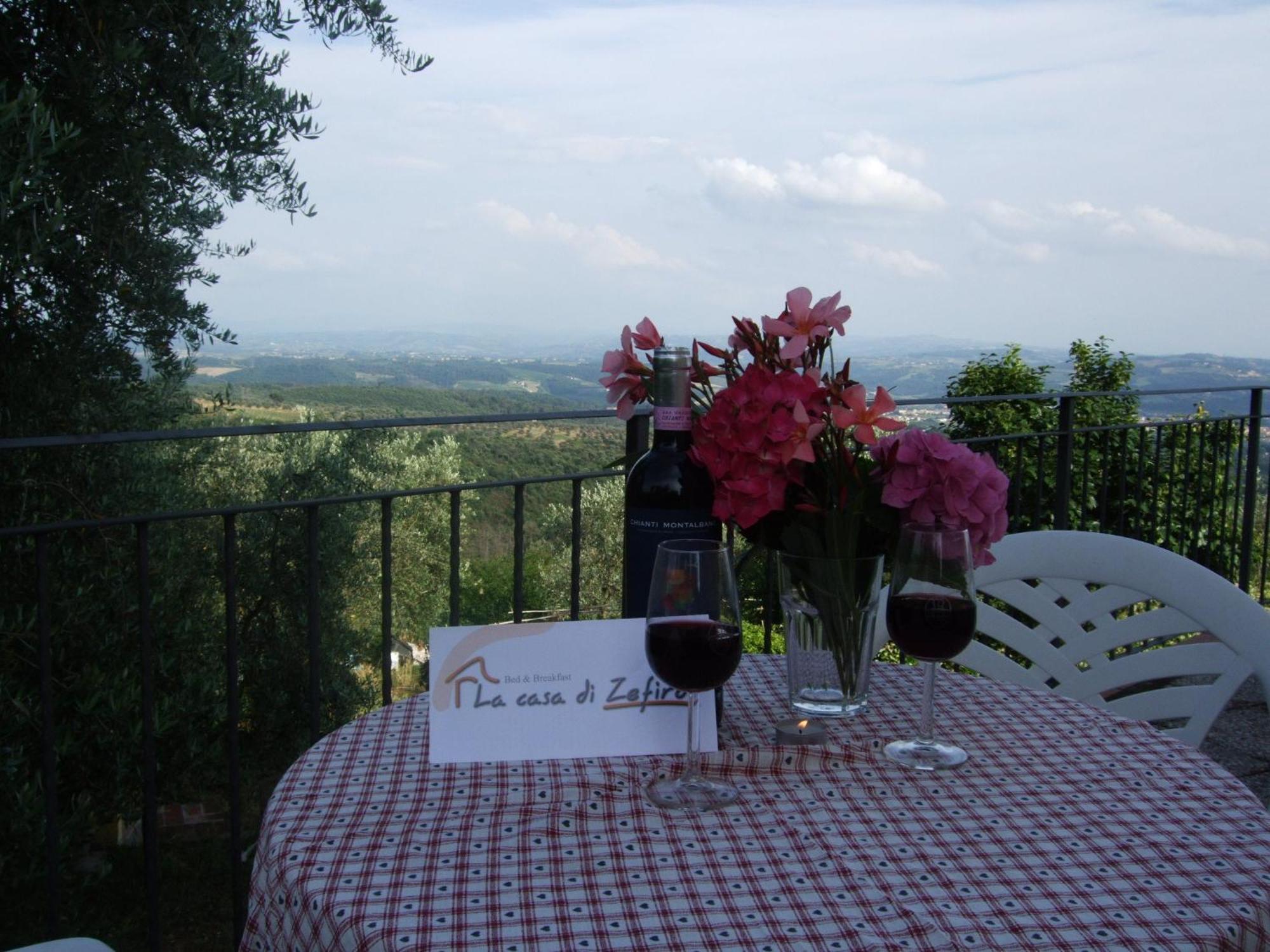 B&B La Casa Di Zefiro Limite Esterno foto